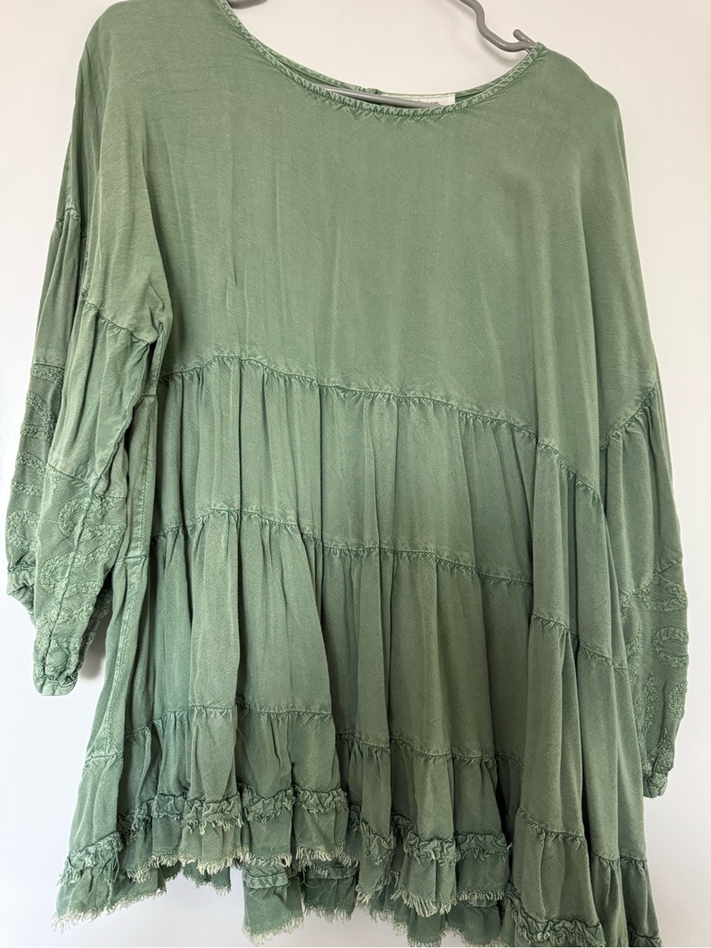 Solitaire Sage Green Tiered Peasant Tunic